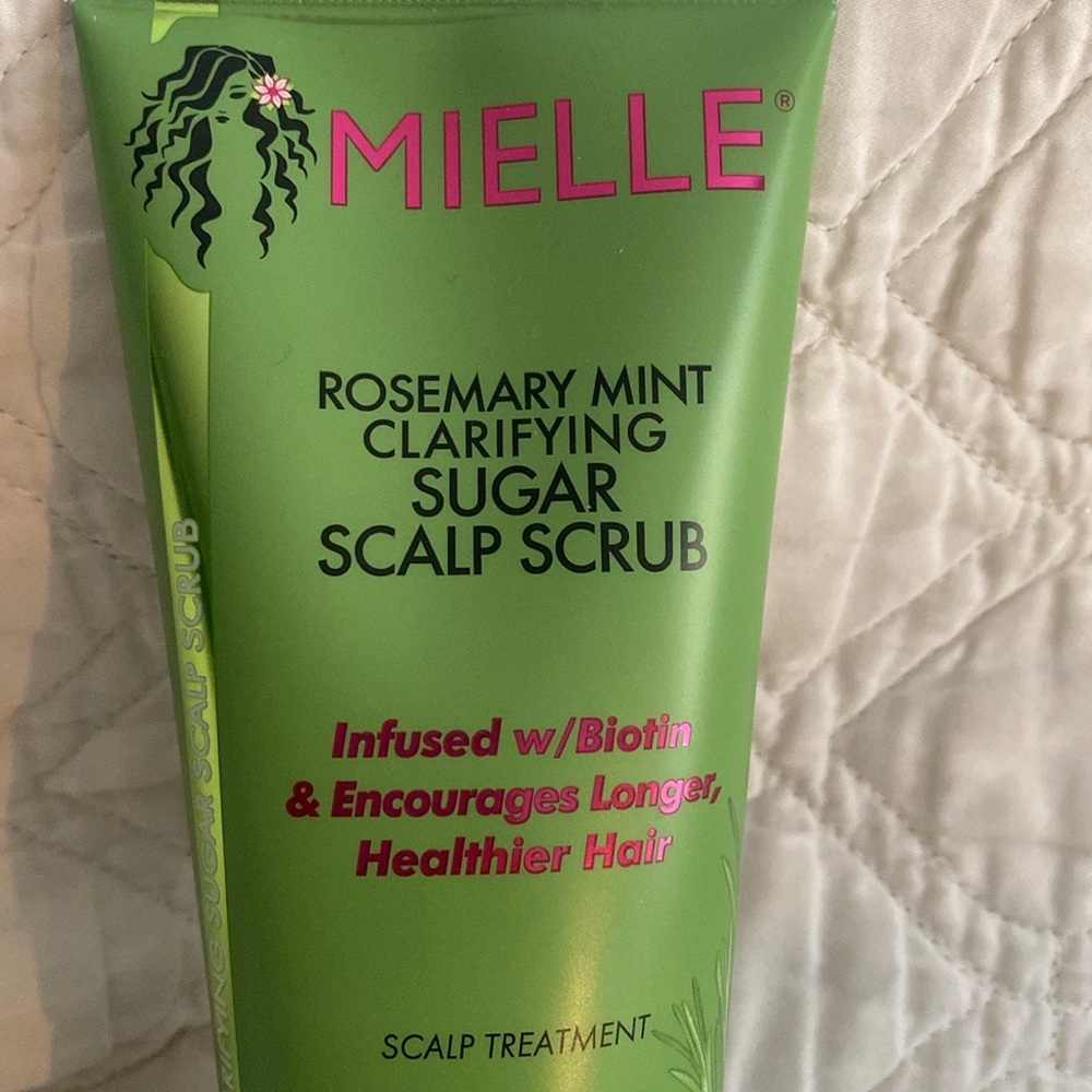 Mielle Rosemary Mint Clarifying Sugar Scalp Scrub w Biotin 6 Oz New & Sealed